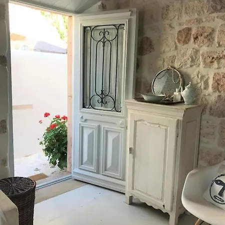 Stone House Villa Sapsila